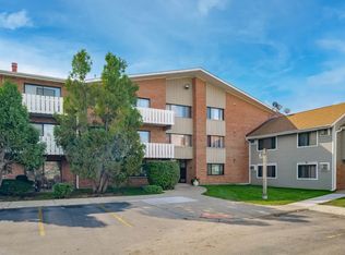 4000 Bayside Dr Unit 205, Palatine, IL 60074