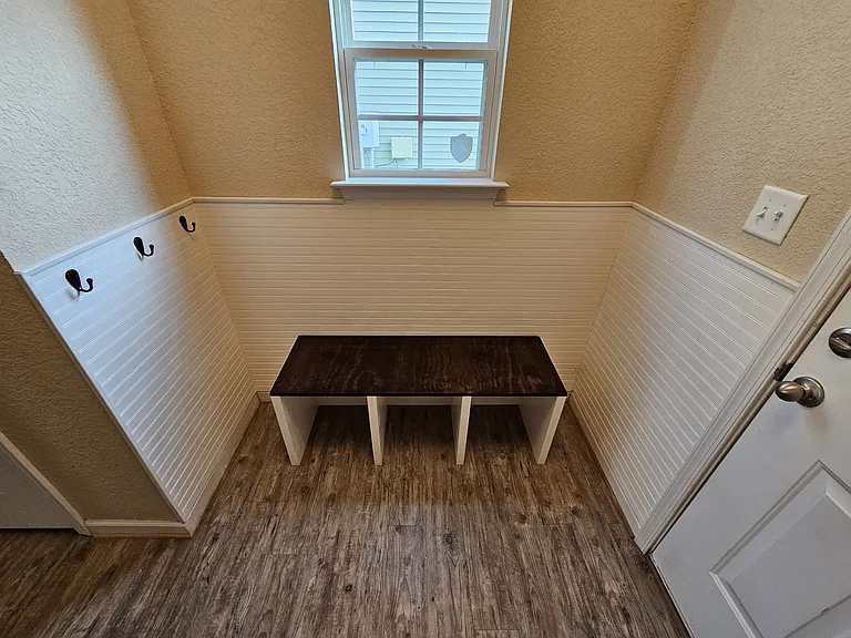 202 Thalia Rd — Photo 17