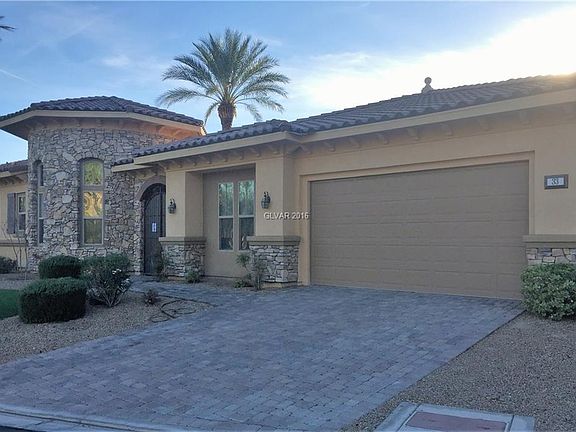 2nd image of 33 Avenida Sorrento