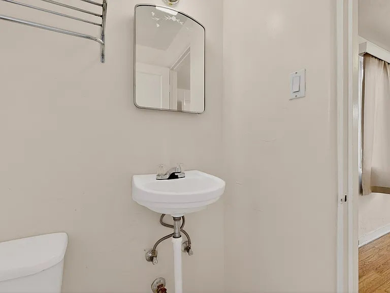 4404 Lomas Blvd NE #1 — Photo 21
