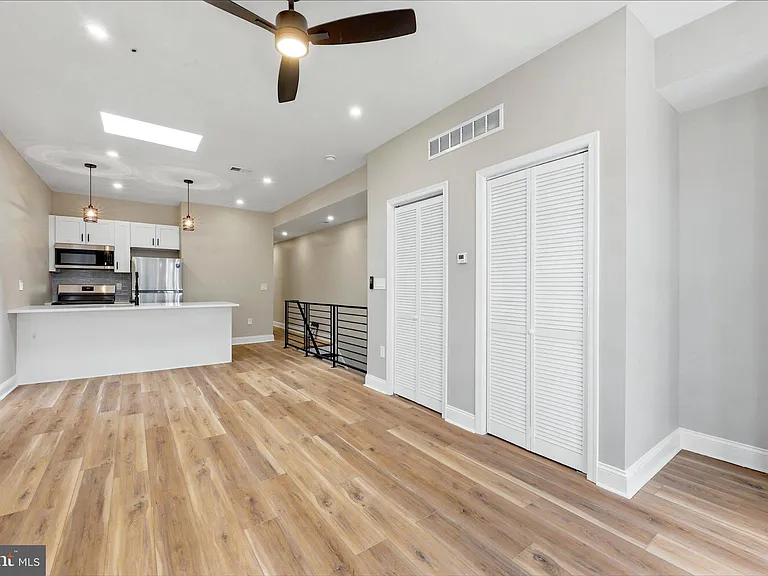 5853 Cedar Ave — Photo 6