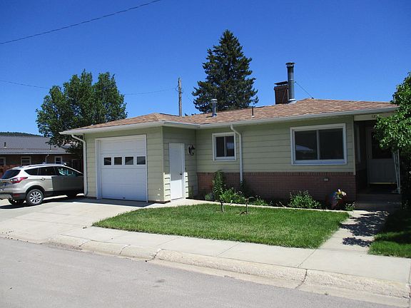 2nd image of 12 Mountain View Dr