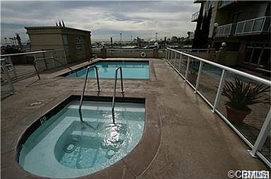 5th image of 488 E Ocean Blvd Unit 510