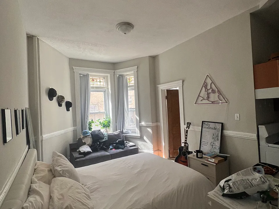 38 Hemenway St #13