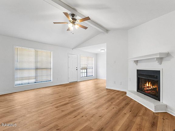 3rd image of 206 Wadsworth Dr