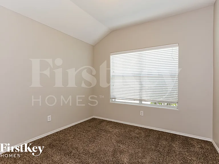 1422 Waldrop Dr — Photo 12