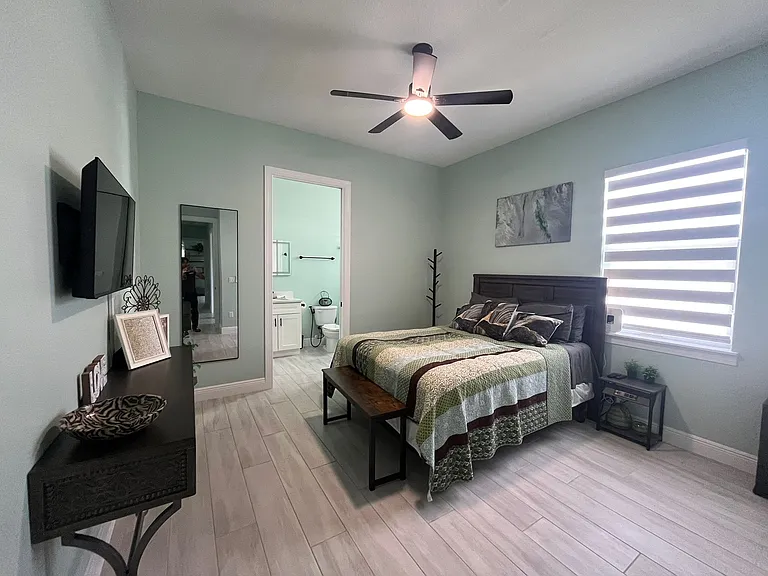 2026 SW Aquarius Ln SW #B2 — Photo 12