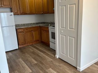 7770 County Line Rd #13A, Amityville, NY 11701