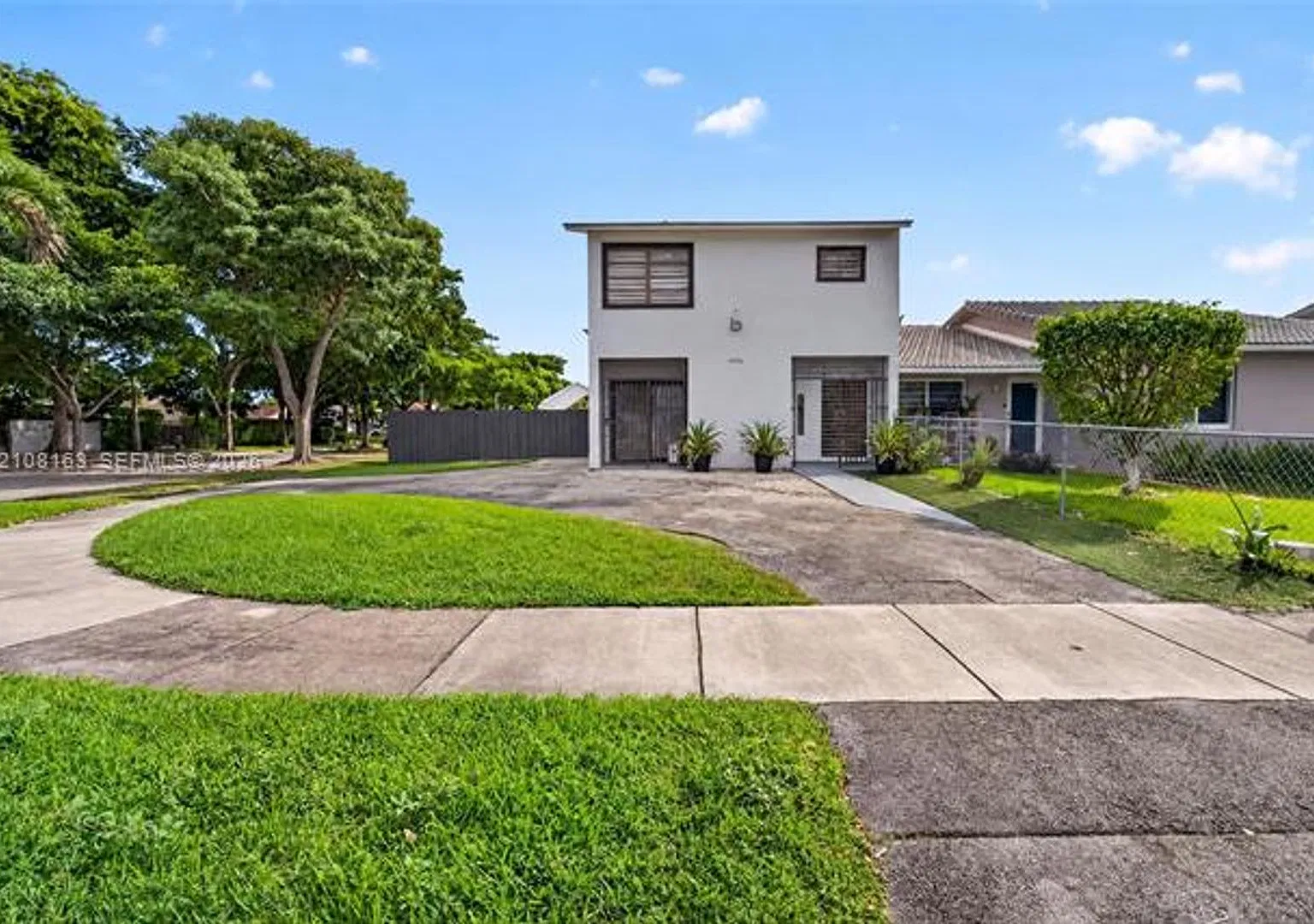 11510 SW 5th St # 11510, Sweetwater, FL 33174 — Photo 2
