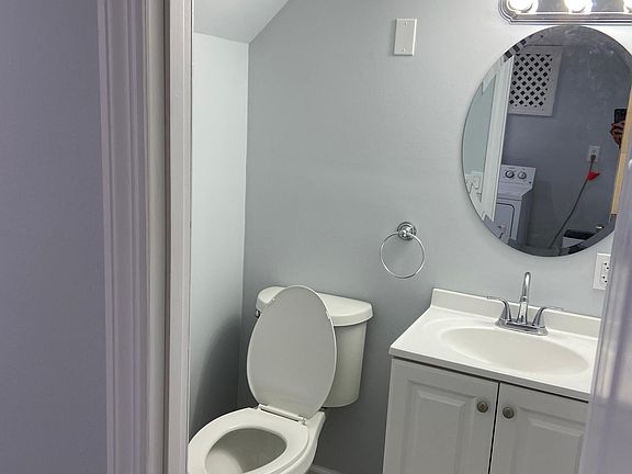 5th image of 50 N Evarts Ave Floor 2