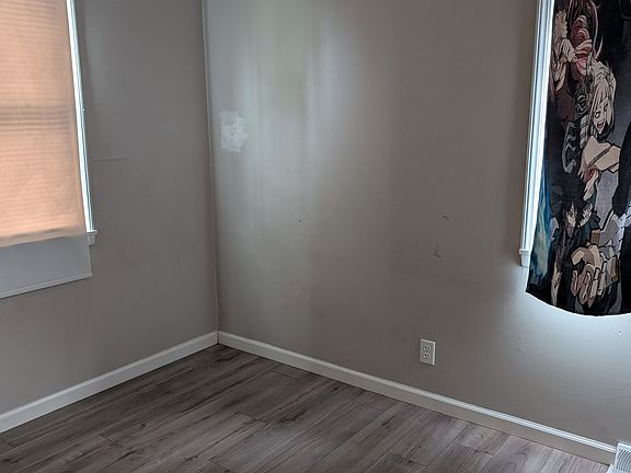4th image of 1003 N 5th St