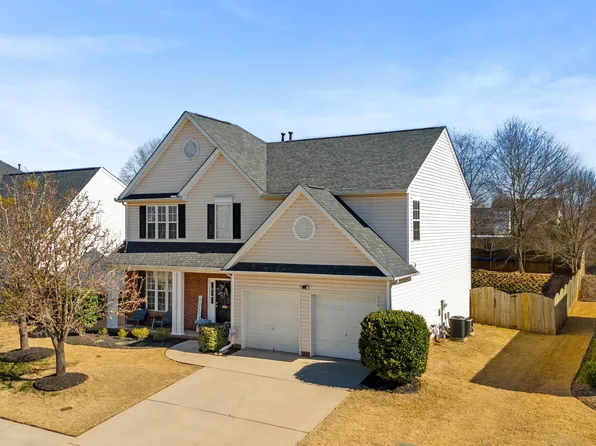 104 Smokehouse Dr, Simpsonville, SC 29681