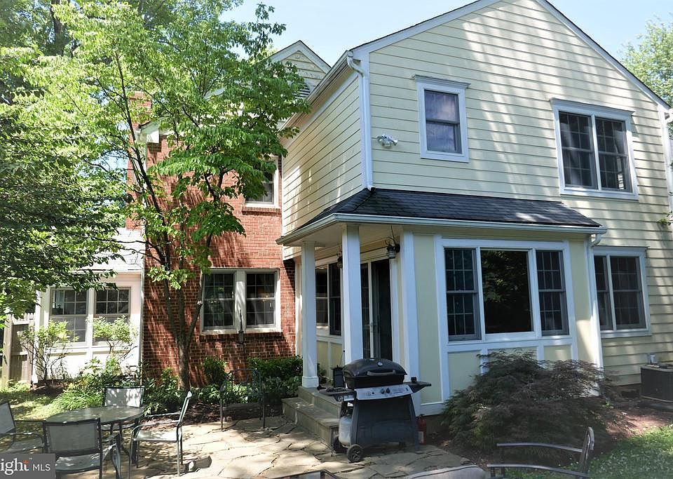 1st image of 5106 Fairglen Ln