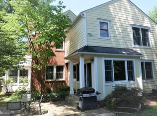 5106 Fairglen Ln, Chevy Chase, MD 20815