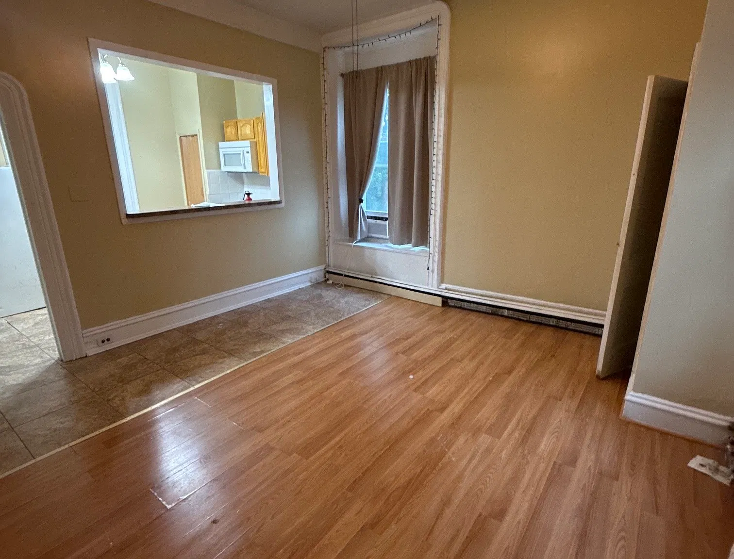 2 bed, 600 sqft, $1,050 — Photo 2