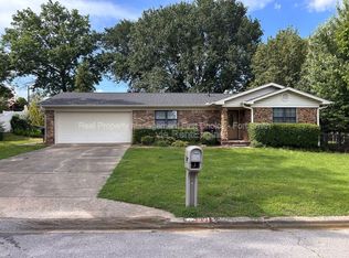 6315 Crimson Ave, Fort Smith, AR 72903