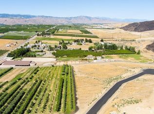 286 S Partridge Ln, East Wenatchee, WA 98802