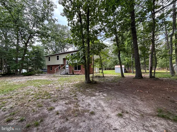 15 Elmwood Dr, Tabernacle, NJ 08088
