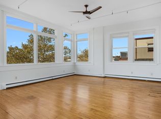 140 Thames St, Newport, RI 02840