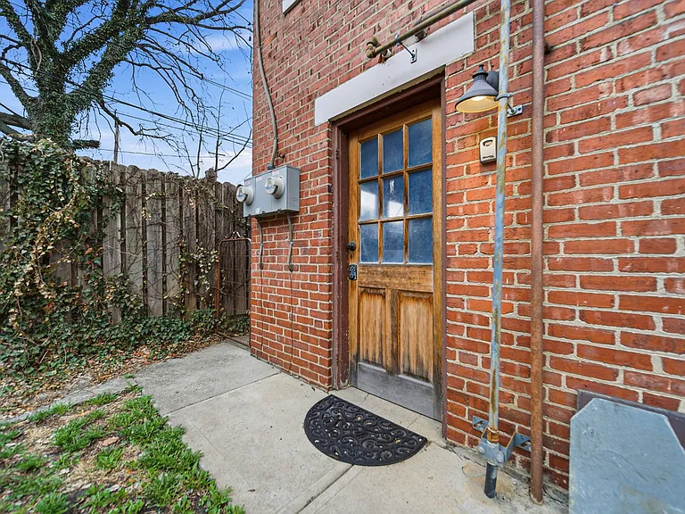 728 Franklin Ave #1 — Photo 12