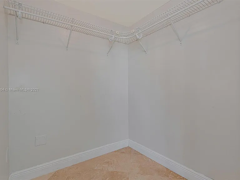 350 S Miami Ave #3711 — Photo 15