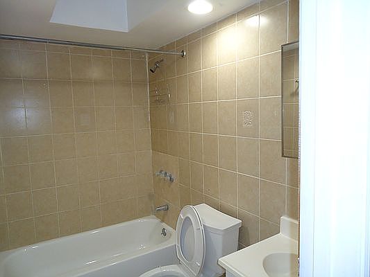 3rd image of 216-14 114th Ave #2