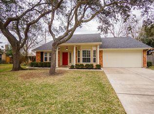 2003 Shorewood Ln, Sugar Land, TX 77479