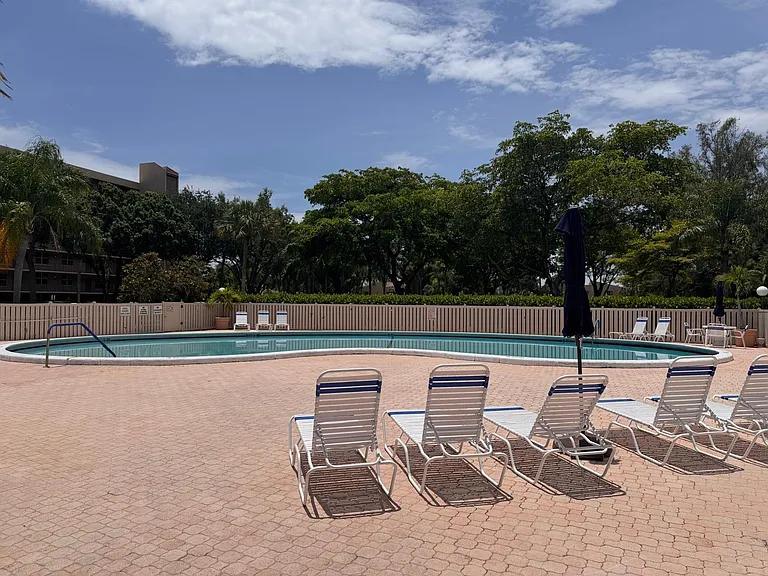 4570 NW 18th Ave #605 — Photo 31