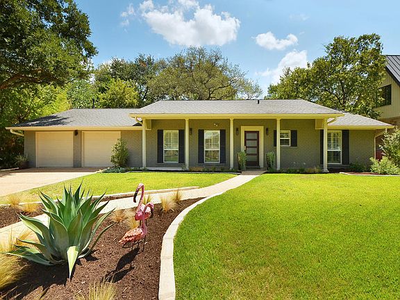 2nd image of 305 Laurelwood Trl