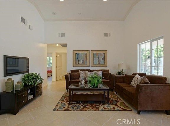 5th image of 2319 Langdale Avenue