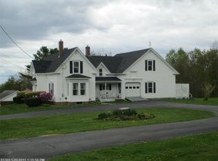25 Race St, Belfast, ME 04915
