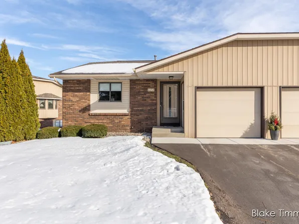 6652 Waterbury Ln SW, Grandville, MI 49418