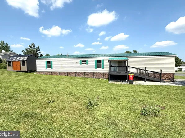 82 Country View Est, Newville, PA 17241