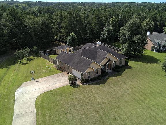 4th image of 189 Northwood Park