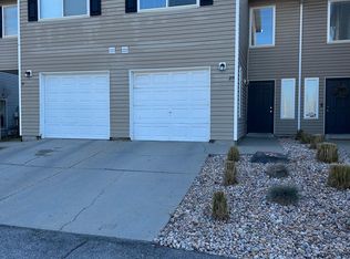 665 E Eaglewood Dr APT 20, North Salt Lake, UT 84054