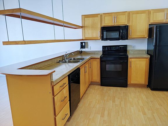 3rd image of 212 N Morton St #F81444999