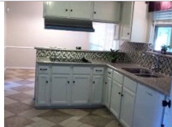 4th image of 102 Banyan Dr