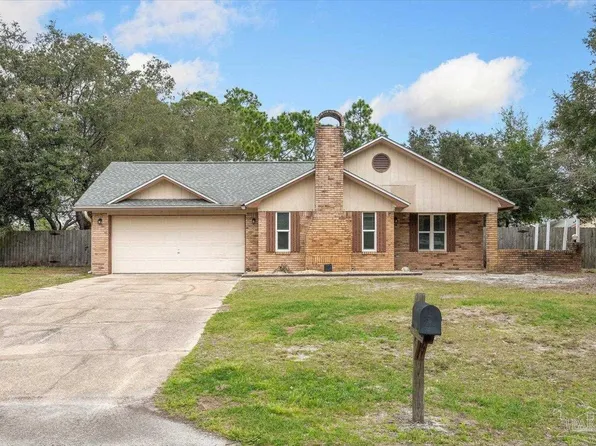 2182 Calle De Cantabria, Navarre, FL 32566
