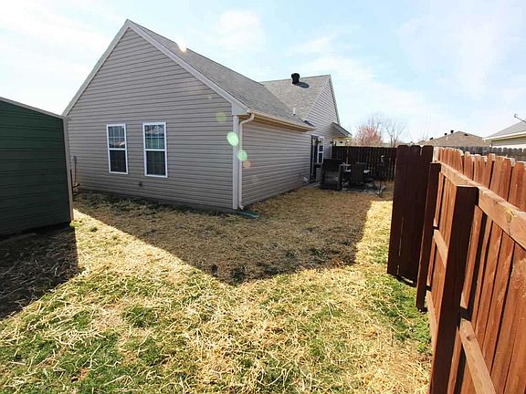 4th image of 5649 Riverwalk Cir