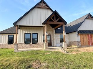 826 Angus Trl, Angleton, TX 77515