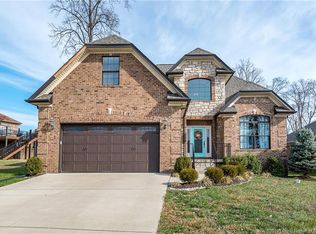 11521 Valley Forge Way, Sellersburg, IN 47172