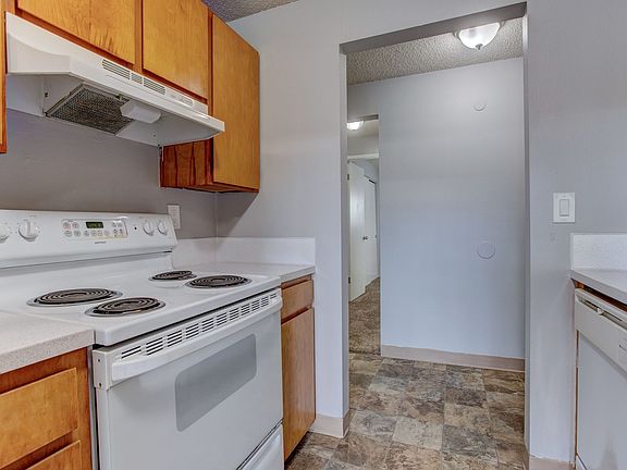 3rd image of 2615-2631 SE 111th Ave #974-2631-01