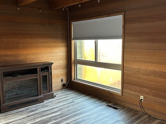 Living room facing the driveway.