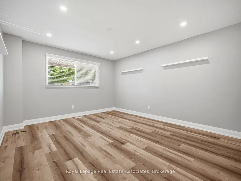 22 Saint James St #A — Photo 20