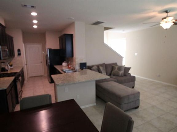 4th image of 2620 Fern Creek Dr