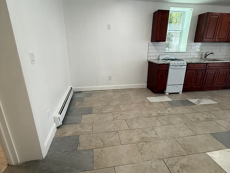 196 Murray Ave #2 — Photo 8