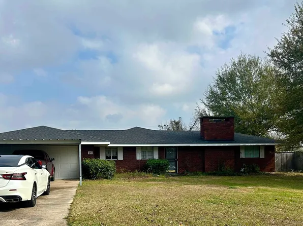 26 Horseshoe Ln, Sulphur, LA 70663