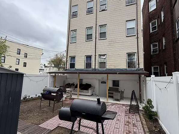 94 Eaton Pl APT 2, East Orange, NJ 07017