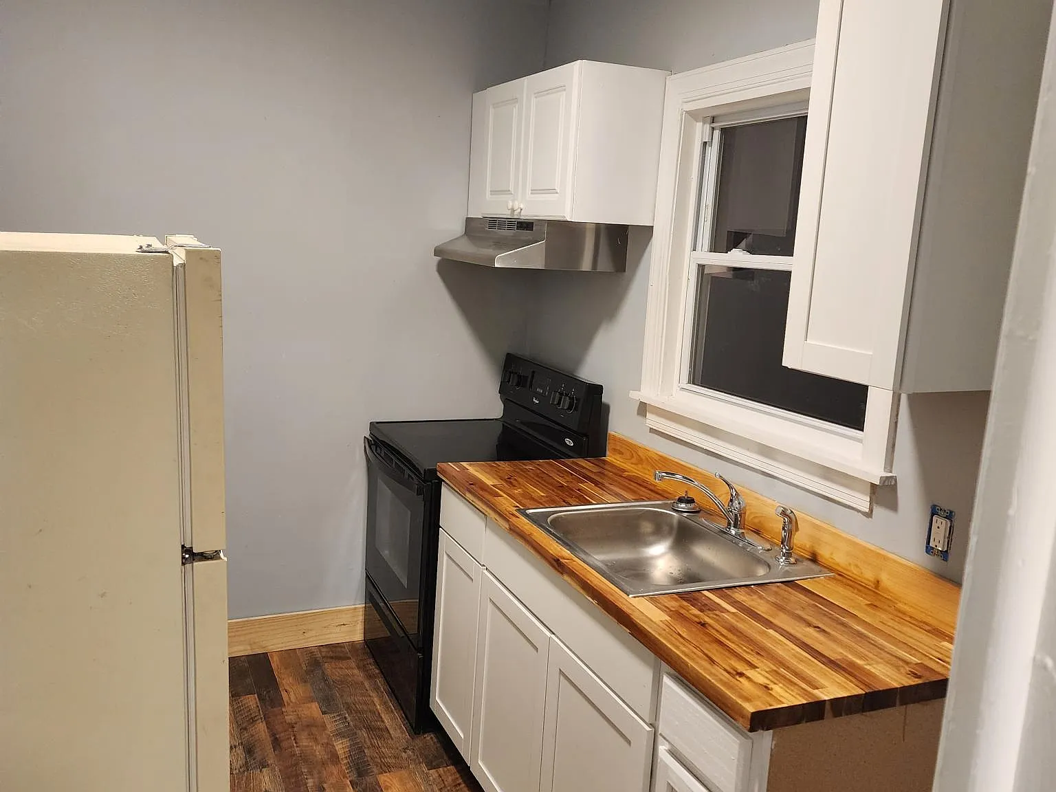 456B Harrison St — Photo 3