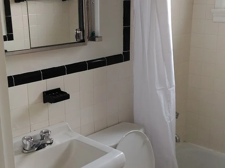 44 Clearview Ave — Photo 20